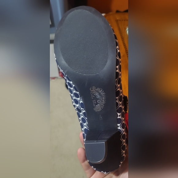 Ruby Shoo Mary Jane Bow Heels With Great Navy & White Pattern Size 6 - Picture 8 of 9